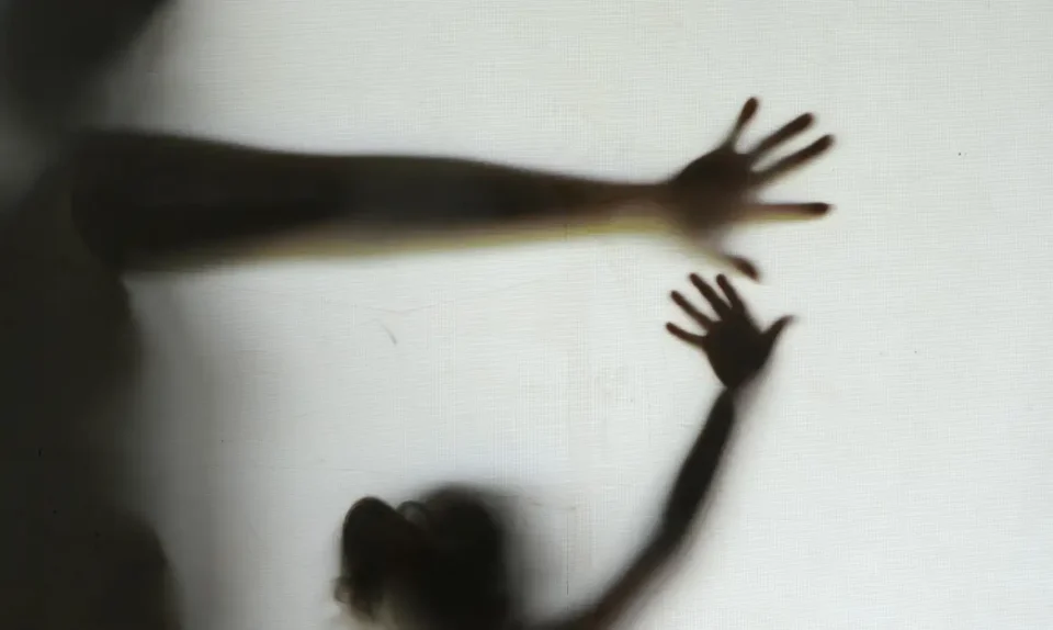 Política de combate ao abuso de crianças e adolescentes